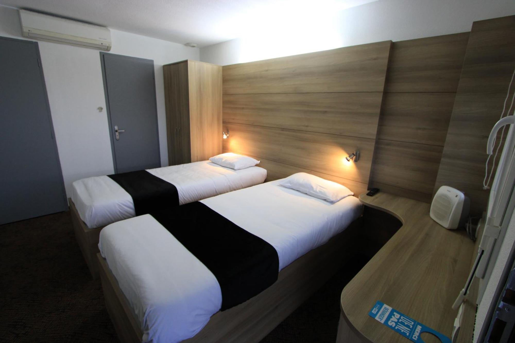 Enzo Hotels Loudeac By Kyriad Direct Esterno foto